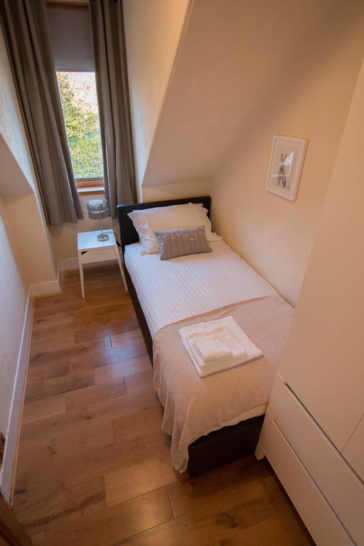 Bright & Airy Two Bed Set In Granite Lägenhet Aberdeen Exteriör bild