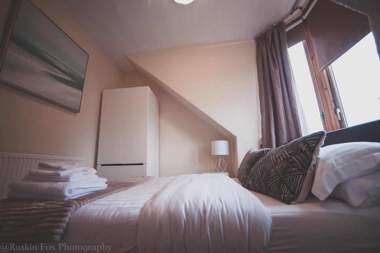 Bright & Airy Two Bed Set In Granite Lägenhet Aberdeen Exteriör bild